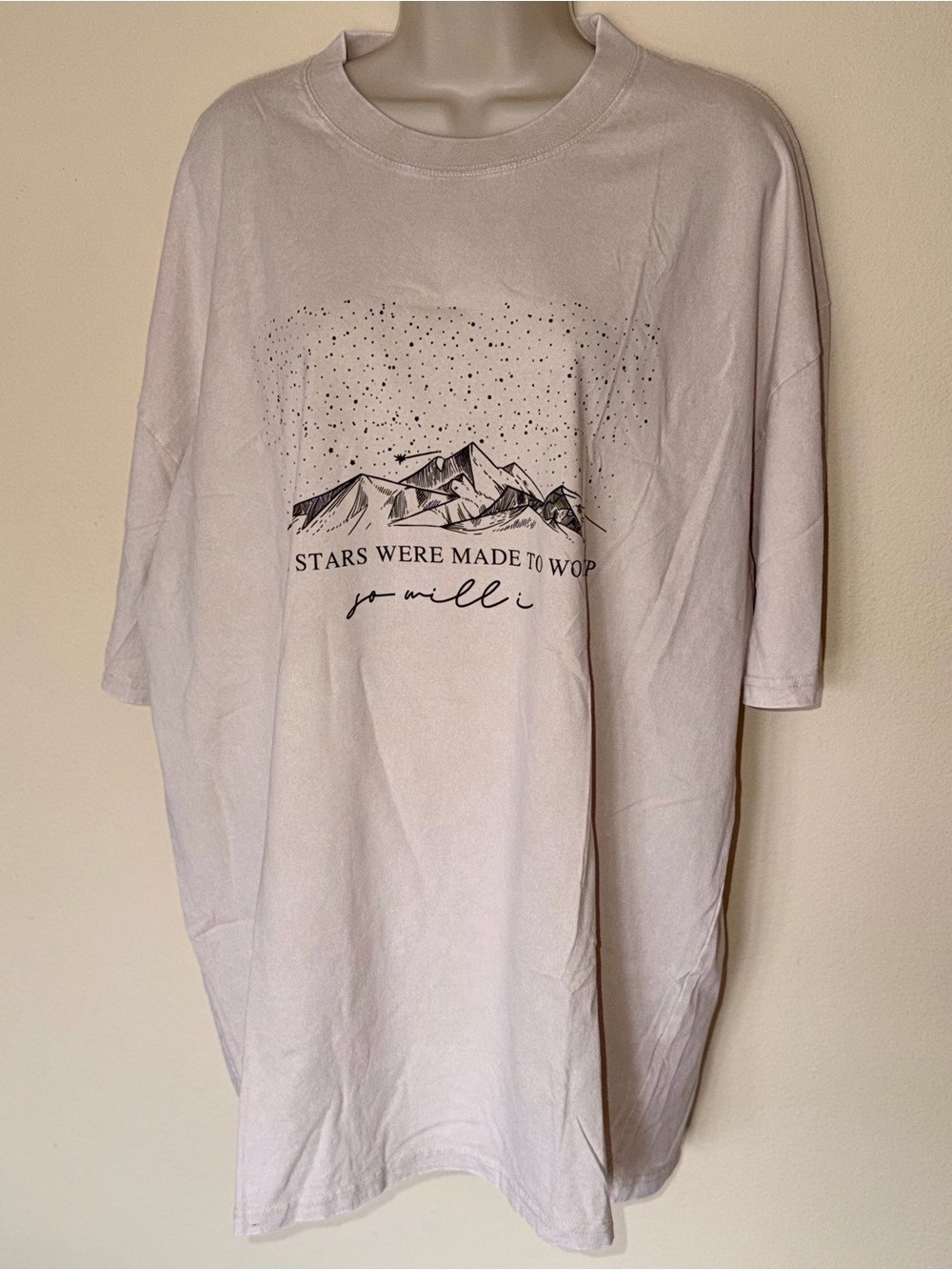 NWT Tee-Shirt If The Stars Were Made To Worship So Will I Print